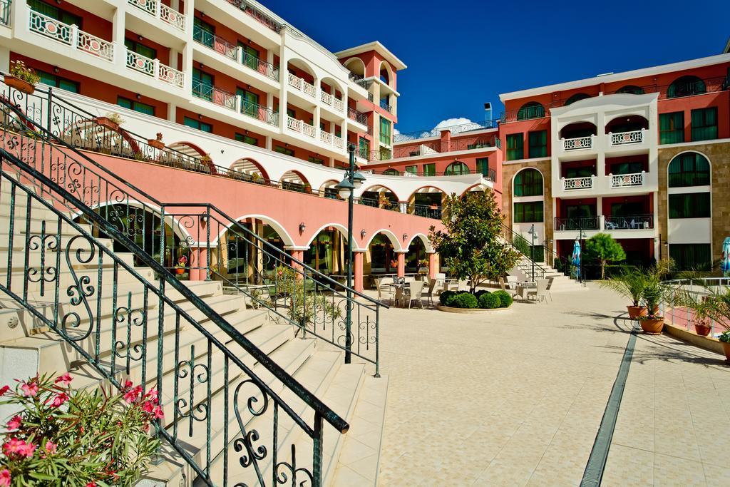 Saint George Palace Hotel Свети-Влас Экстерьер фото
