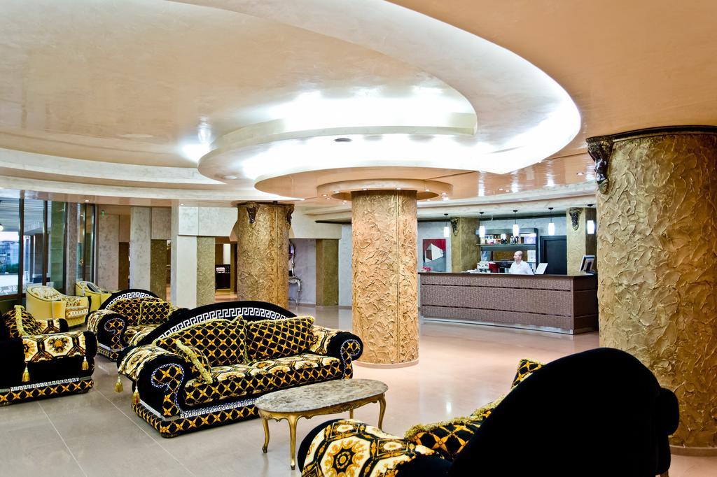 Saint George Palace Hotel Свети-Влас Экстерьер фото
