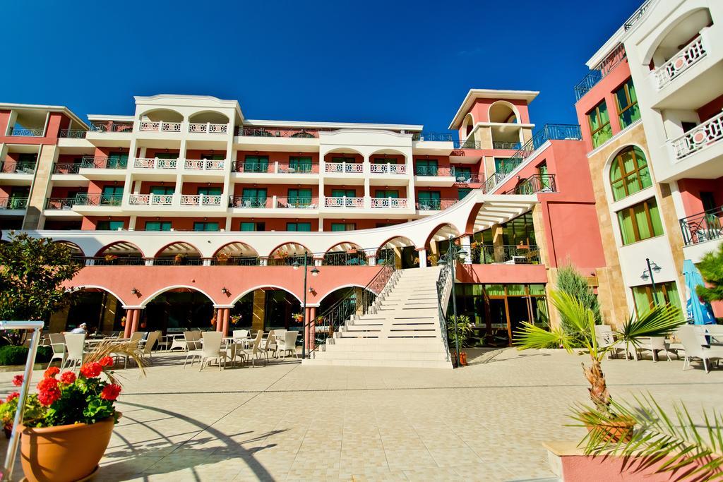 Saint George Palace Hotel Свети-Влас Экстерьер фото