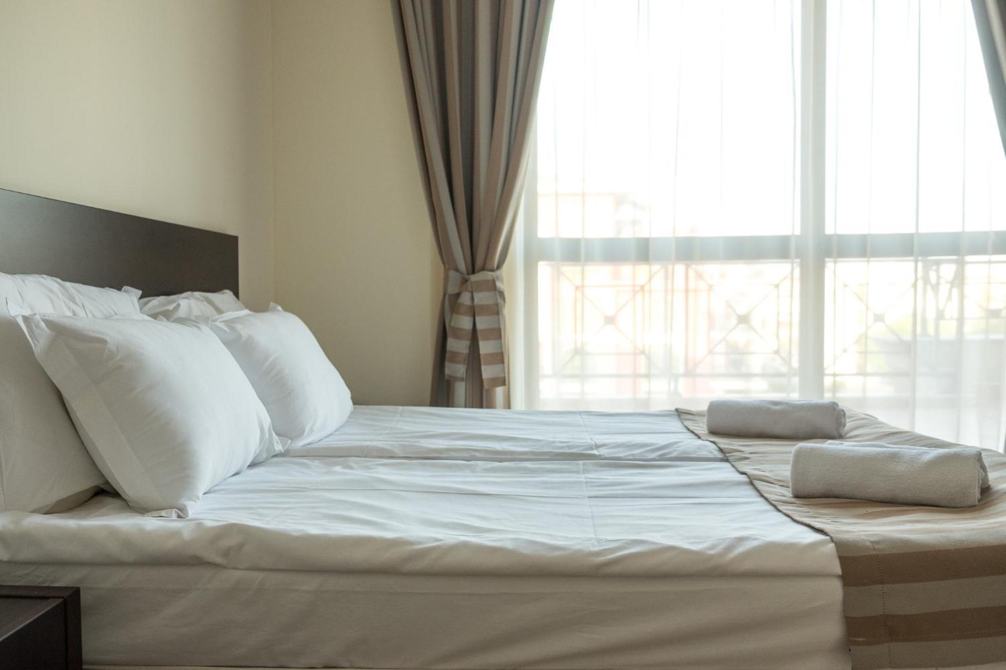 Saint George Palace Hotel Свети-Влас Экстерьер фото