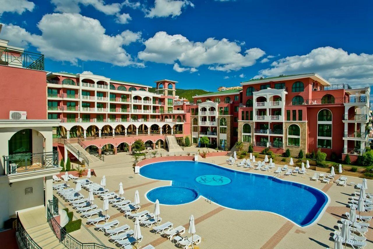 Saint George Palace Hotel Свети-Влас Экстерьер фото