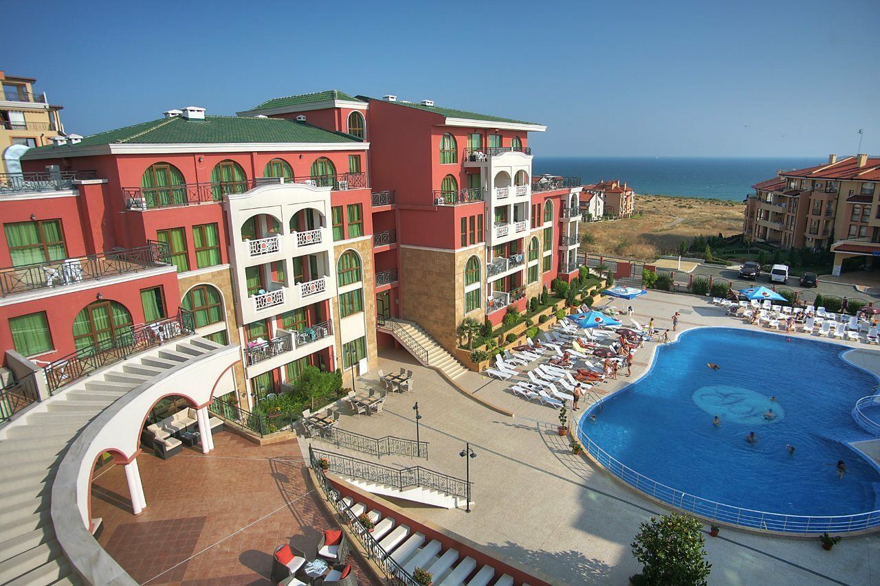 Saint George Palace Hotel Свети-Влас Экстерьер фото